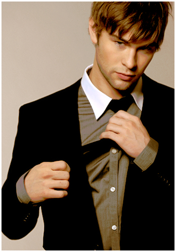 Nate Archibald Torn between Serena and Blair both of whom he has romantic
